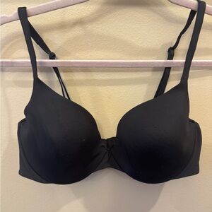 Victoria’s Secret ilex liner Demi Black Bra Size 34C‎